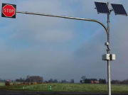  Elektriko Znak aktywny solarny B20 800x800 na wysięgniku